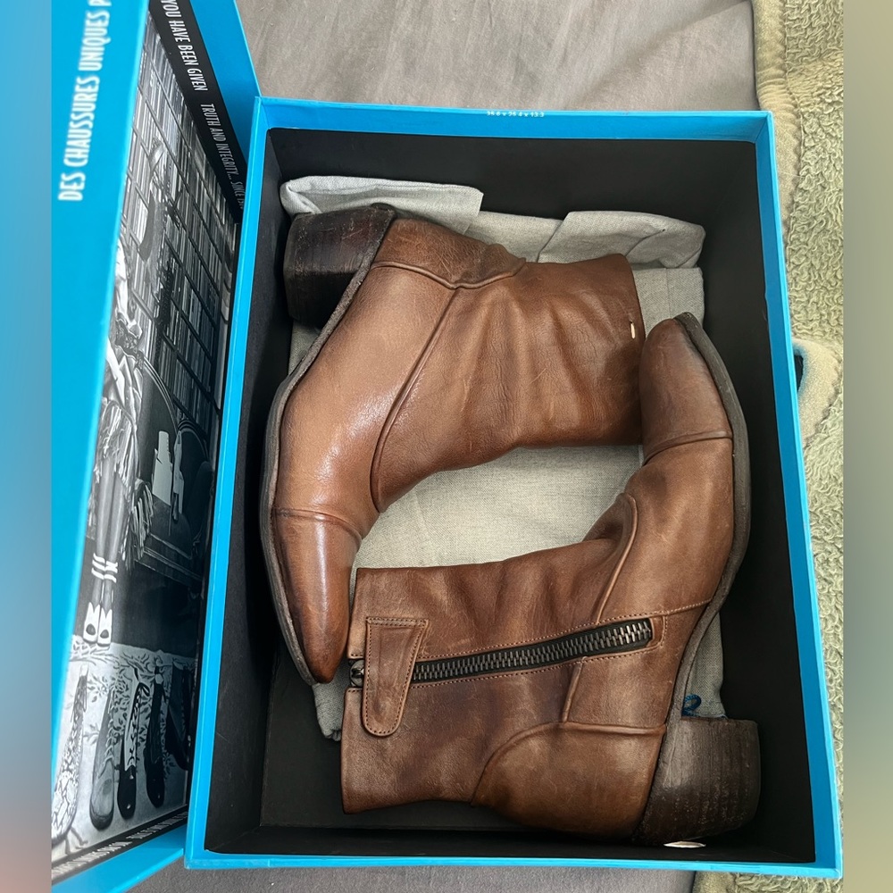 John Fluevog Passage Preet Ankle Boot - Brown - Size 10